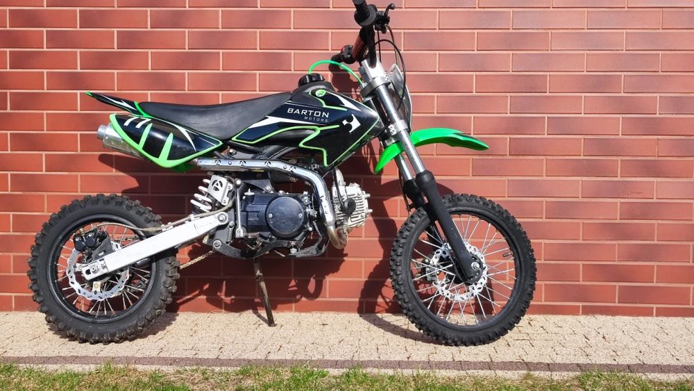 Motocross cross Barton 125 cm motor motocykl