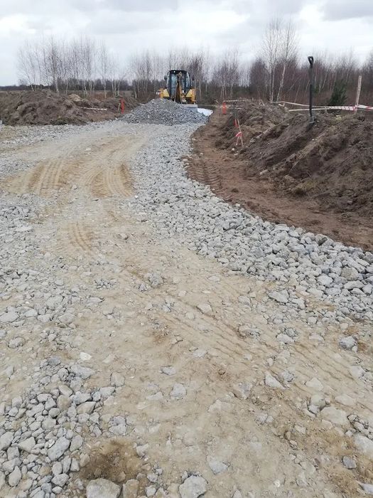 Usługi  koparka ładowarka koparko-ładowarka