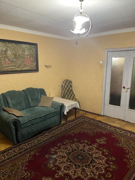 Продам 4 кімн.кв., Героїв Маріуполя, р-н 5 ліцея