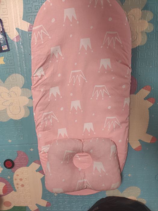 Простирадло і подушка в коляску