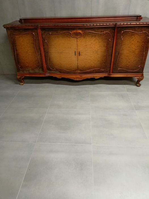 Sprzedam drewnianą komodę