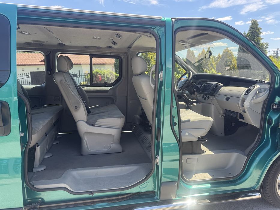 Renault Trafic/Vivaro Passenger Klima Bezywpadkowy