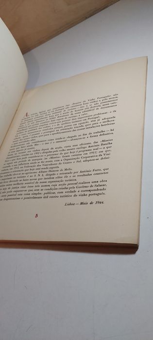 Roteiro do Vinho Português - António Batalha Reis