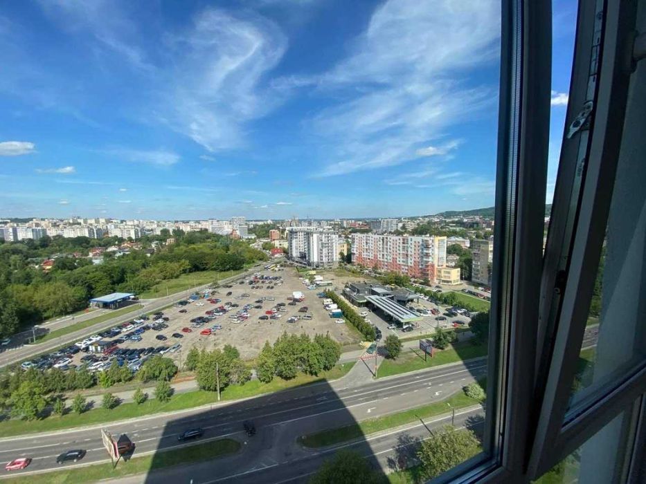 Продаж квартири на пр-т Чорновола ЖК "Сіті"