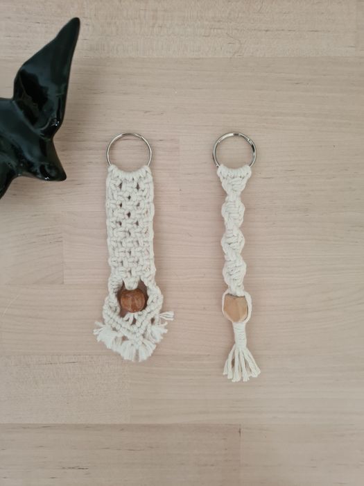 Porta-chaves em macramé