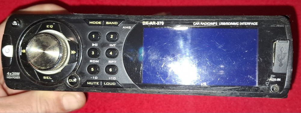 Auto radio mp3 usb sd mmc aux 4x20w