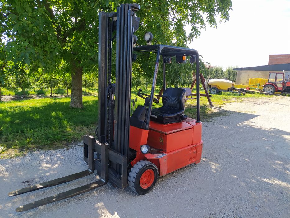 Wózek widłowy Linde E-15 Triplex