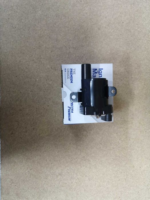 Котушка запалювання Cadillac Escalade Chevrolet Silverado Hummer H2