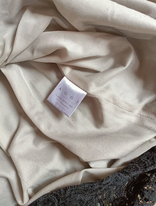 AGGI Śliczna koronkowa sukienka, elegancka, r. 34