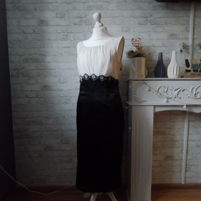 Sukienka z firmy Black rozm 40