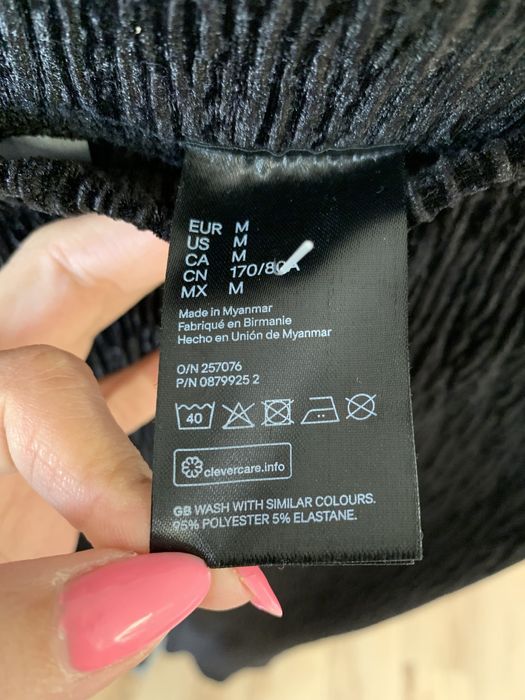 Nowe spodnie H&M divided rozmiar M