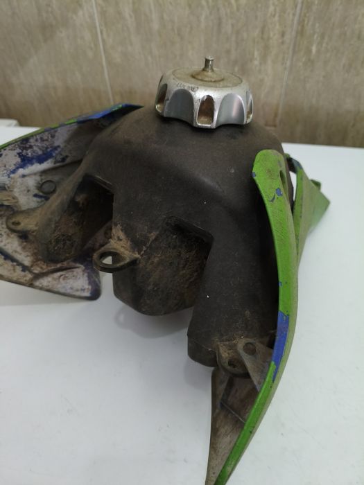 Depósito pit bike