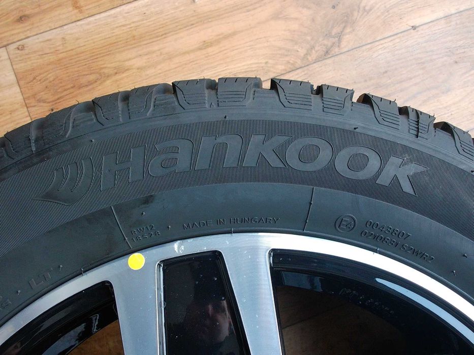 Hankook Winter Icept LV RW12  215/60/17C 109/107T z 2025r Nowe-Demo!