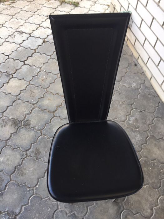 Продам итальянские дизайнерские стулья, 6 штук
