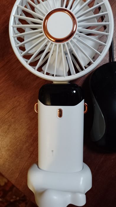 Вентилятор USB зарядный.