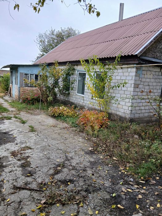 Продам будинок в с.Погреби