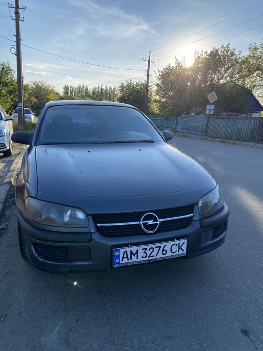 OPEL OMEGA 1996 VIN W0L000026T1091747 фото оголошення 2 з 15