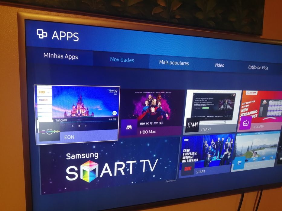 Smart TV Samsung (UE40K) ecrã partido