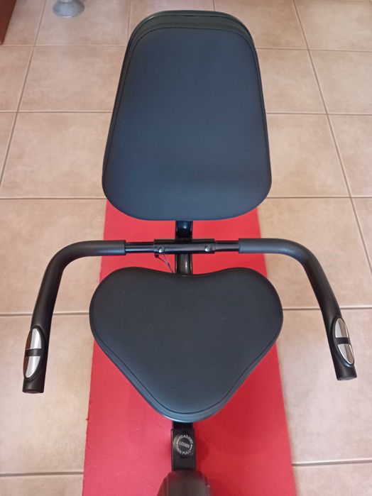 Bicicleta ginásio, magnética reclinada com medição pulso.