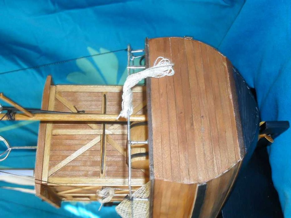 Ręcznie robiony model kutra rybackiego KUTER RYBACKI JAS-32 żaglowiec