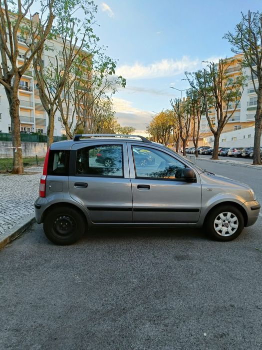 Fiat Panda 1.2 Gasolina — 2011 | Ar Condicionado | Rádio Bluetooth