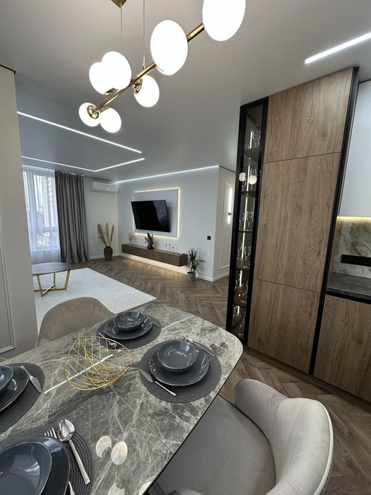 Продається дизайнерська 3 км квартира площа 90м2