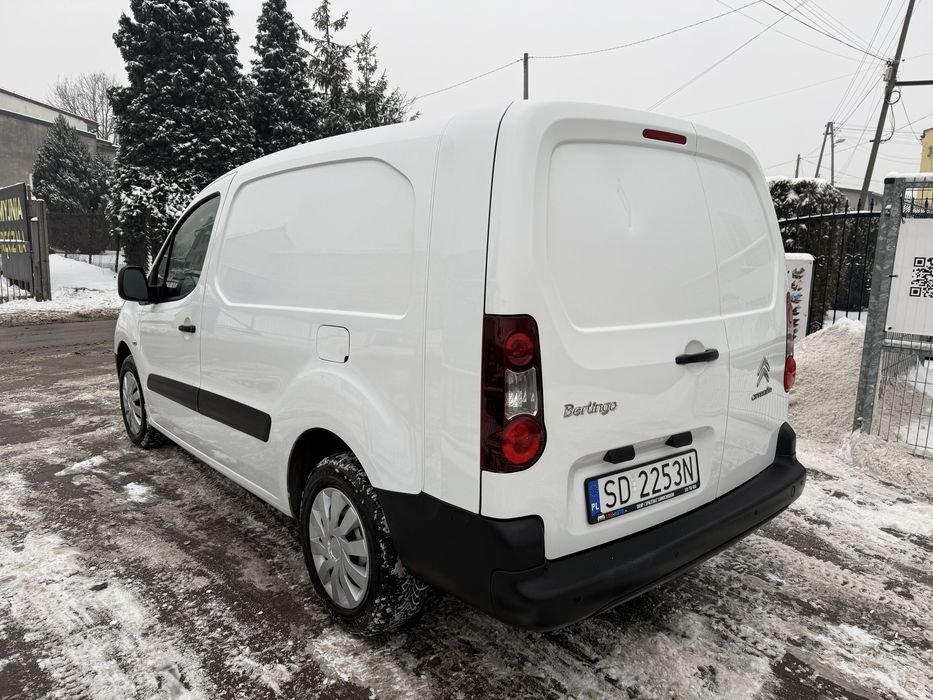 Wynajem Citroen Berlingo Long BUS | Dostawczy