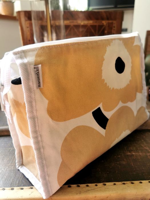 Duża kosmetyczka MARIMEKKO