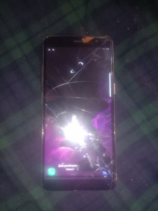 Samsung s9 на запчастини