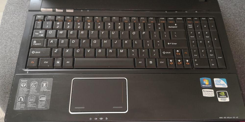 Laptop Lenovo G560