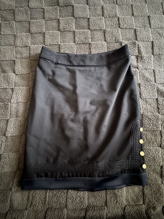 Продам спідницю в гарному стані