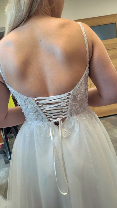 Na sprzedaż suknia ślubna