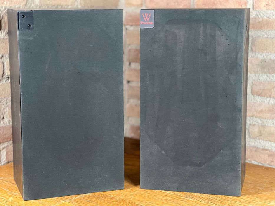 Wharfedale Delta 5 – solidne monitory 2-drożne, gotowe do powieszenia