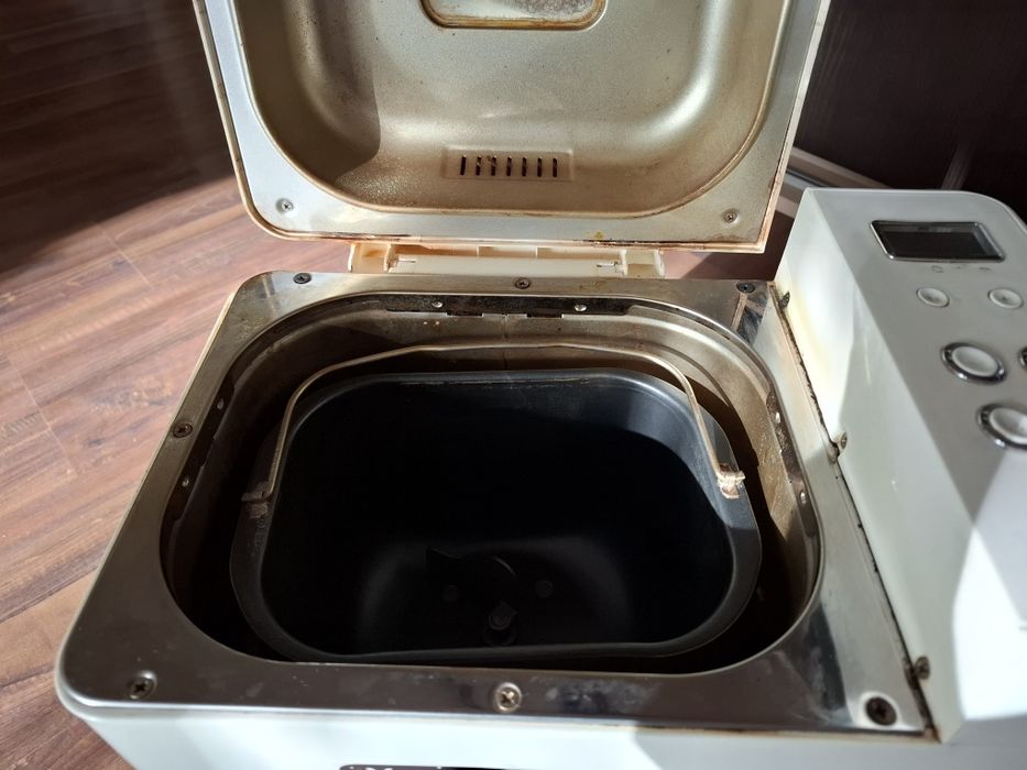 Хлібопічка Kenwood BM 250