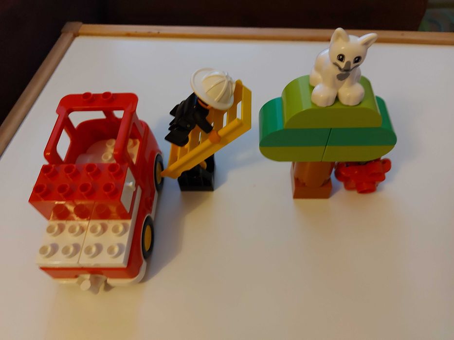 LEGO Duplo  Strażak wóz strażacki