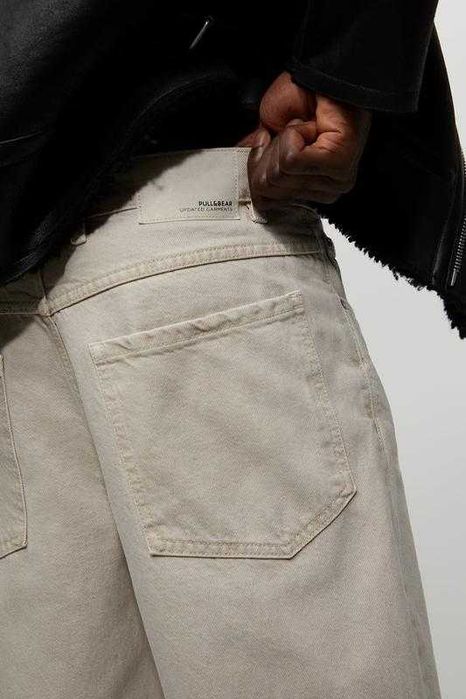 Джинсы pull&bear  евро 44 л-хл светлый беж плотные