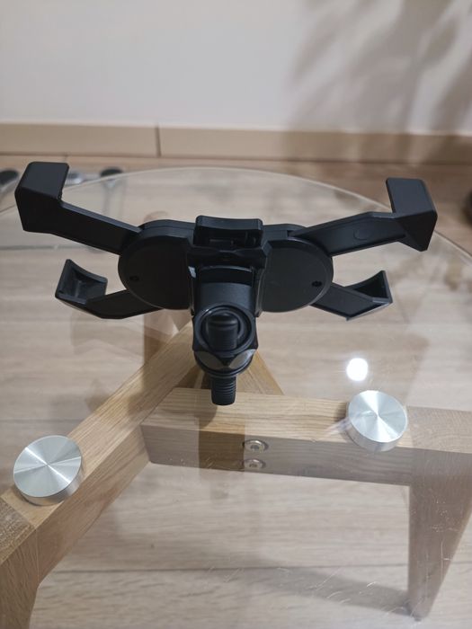 Держатель для телефона на коляску.