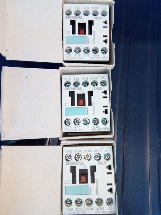 Вспомогательный контактор Siemens