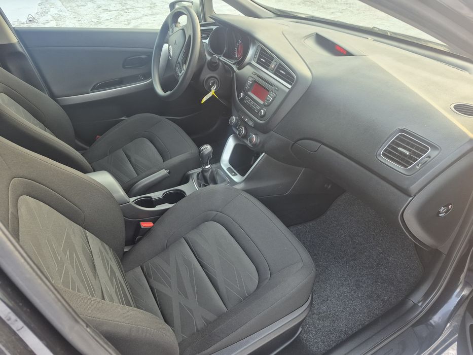 1.6 crdi niezawodny, niski przebieg, serwis gratis, 2 kluczyki