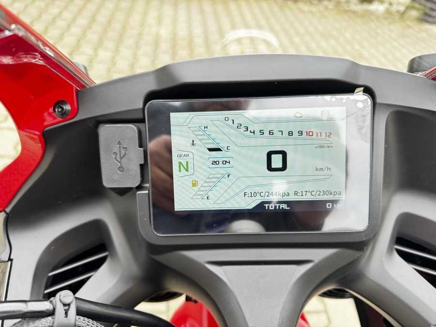 Qjmotor SRK 125 R model 2026