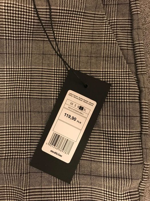 Spodnie Medicine w urocza kratkę - rozm. L - nowe