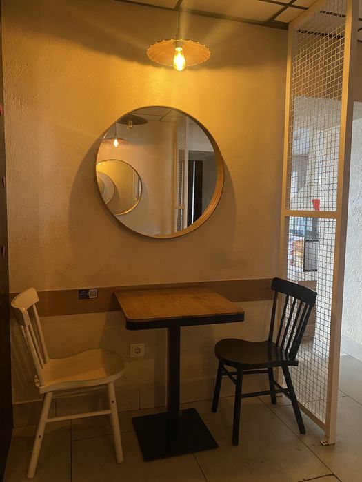 Дзеркало на стіну