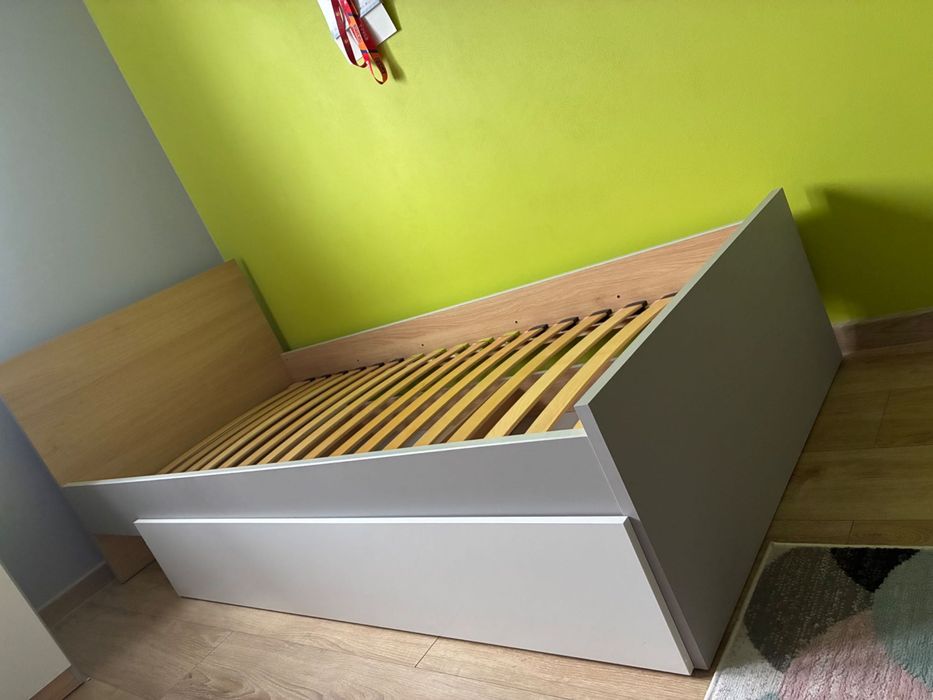 Łóżko Nandu BRW 90x200 z szufladą – idealny stan