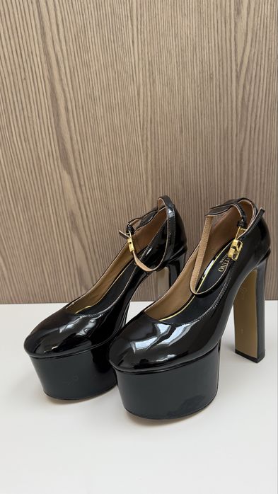 Szpilki na obcasie i platformie Valentino rozm 40