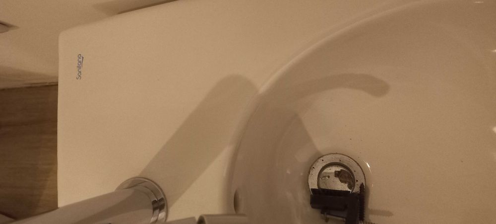 Bidé Sanitana com torneira SEM USO