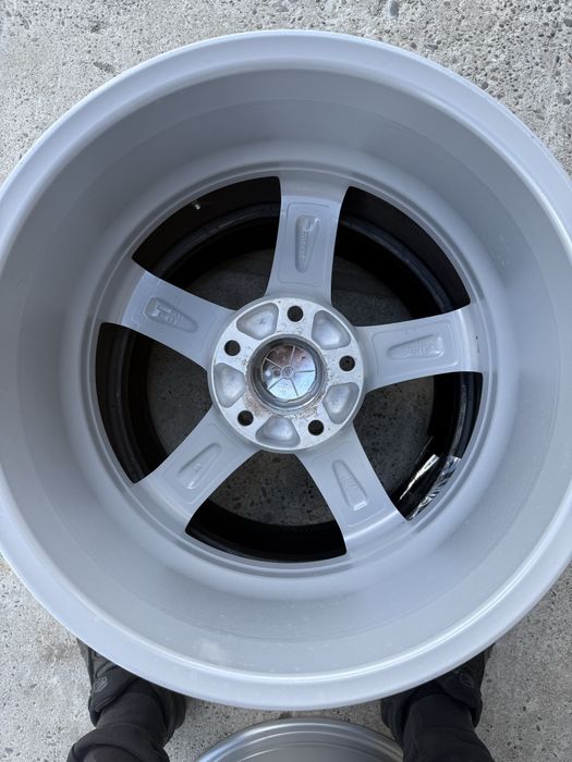 Диски 18 5.120 ЕТ20 8jx18H2 BMW E60 E39