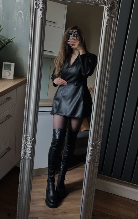 Viiralowa marynarka z Zara