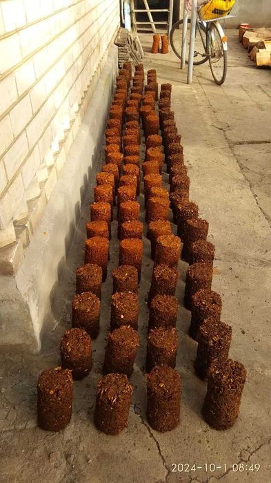 Ручний прес для паливних брикетів. Ручной пресс для топливных брикетов