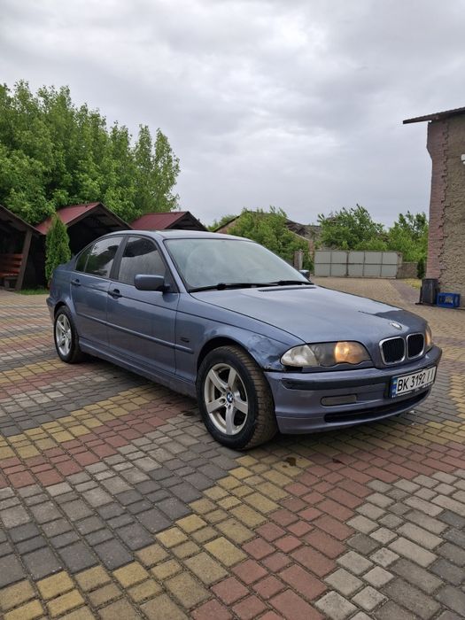Продам машину BWM e46