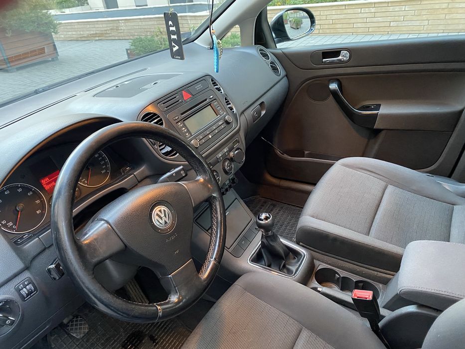 Volkswagen golf plus
